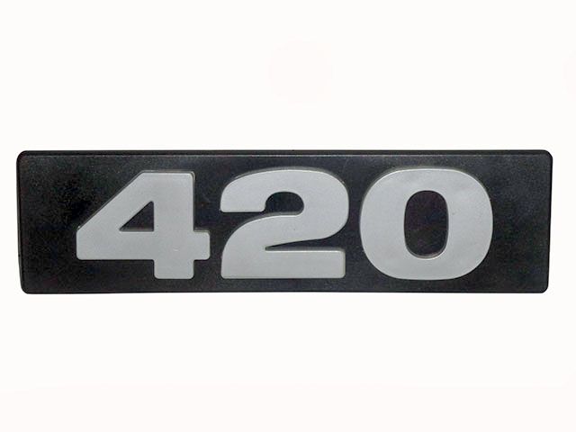 1401229 – EMBLEMA 420 SCANIA S4