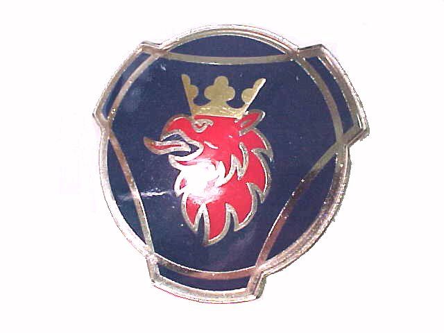 1401610 – EMBLEMA CAPO SCANIA S4
