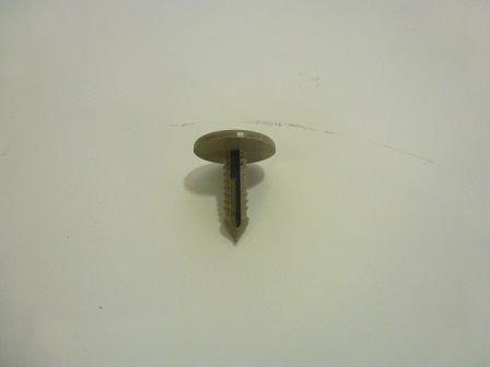 1908177 – PRESILHA GRAMPO SCANIA 4/5