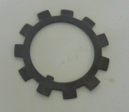 2R0512116A – TRAVA ARANHA VW 8150E/9150E