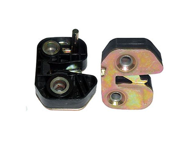 6887207335 – FECHADURA DIR MERCEDES L709