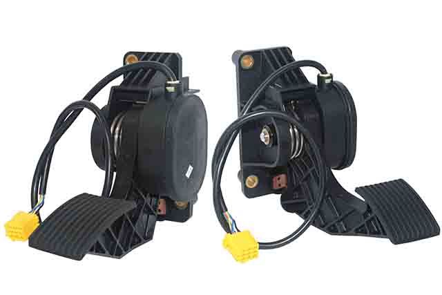 6963007004 – PEDAL ACEL ELETR MERCEDES 1620